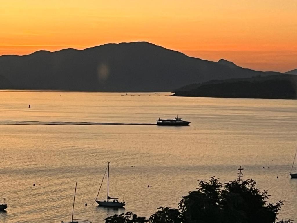 Crow'S Nest, Waverley Apartments Gourock Εξωτερικό φωτογραφία