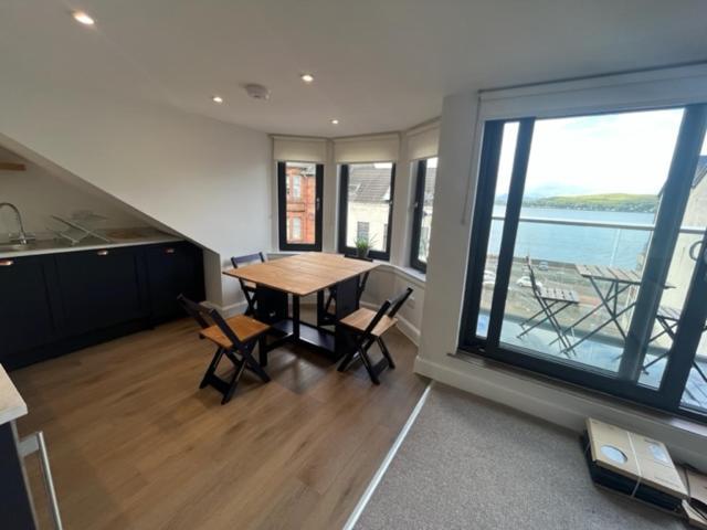 Crow'S Nest, Waverley Apartments Gourock Εξωτερικό φωτογραφία